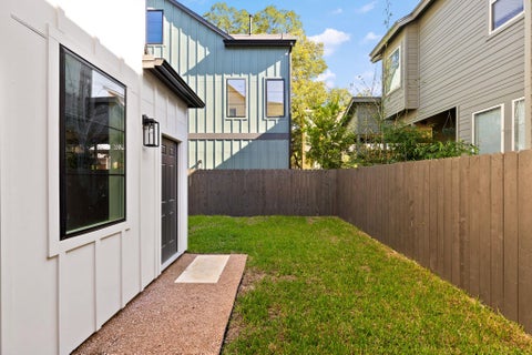 Tiny photo for 1004 Romeria DR #1, Austin, TX 78757 (MLS # 3435983)
