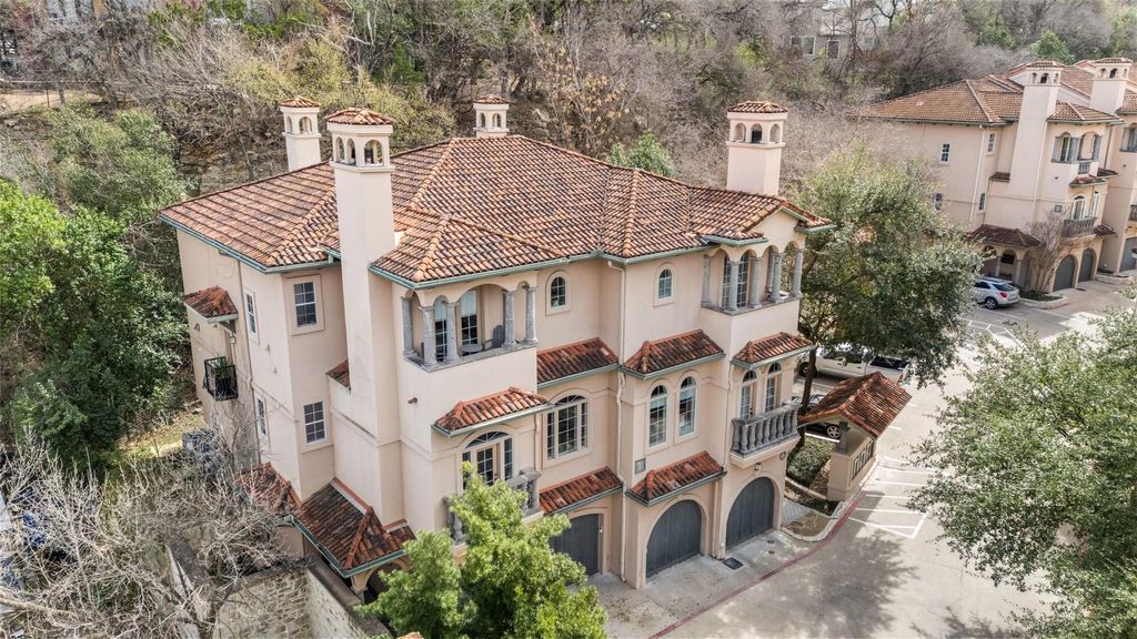 Photo of 1529 Barton Springs RD #2, Austin, TX 78704 (MLS # 8398956)