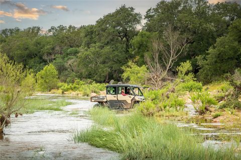 4230 CR 413 Llano TX 78643