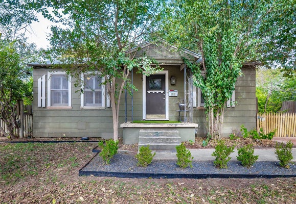 1236 W SAN ANTONIO ST, SAN MARCOS, TX 78666 - Image deddf4531cbd9237ae75306ed5d01969/3414488570