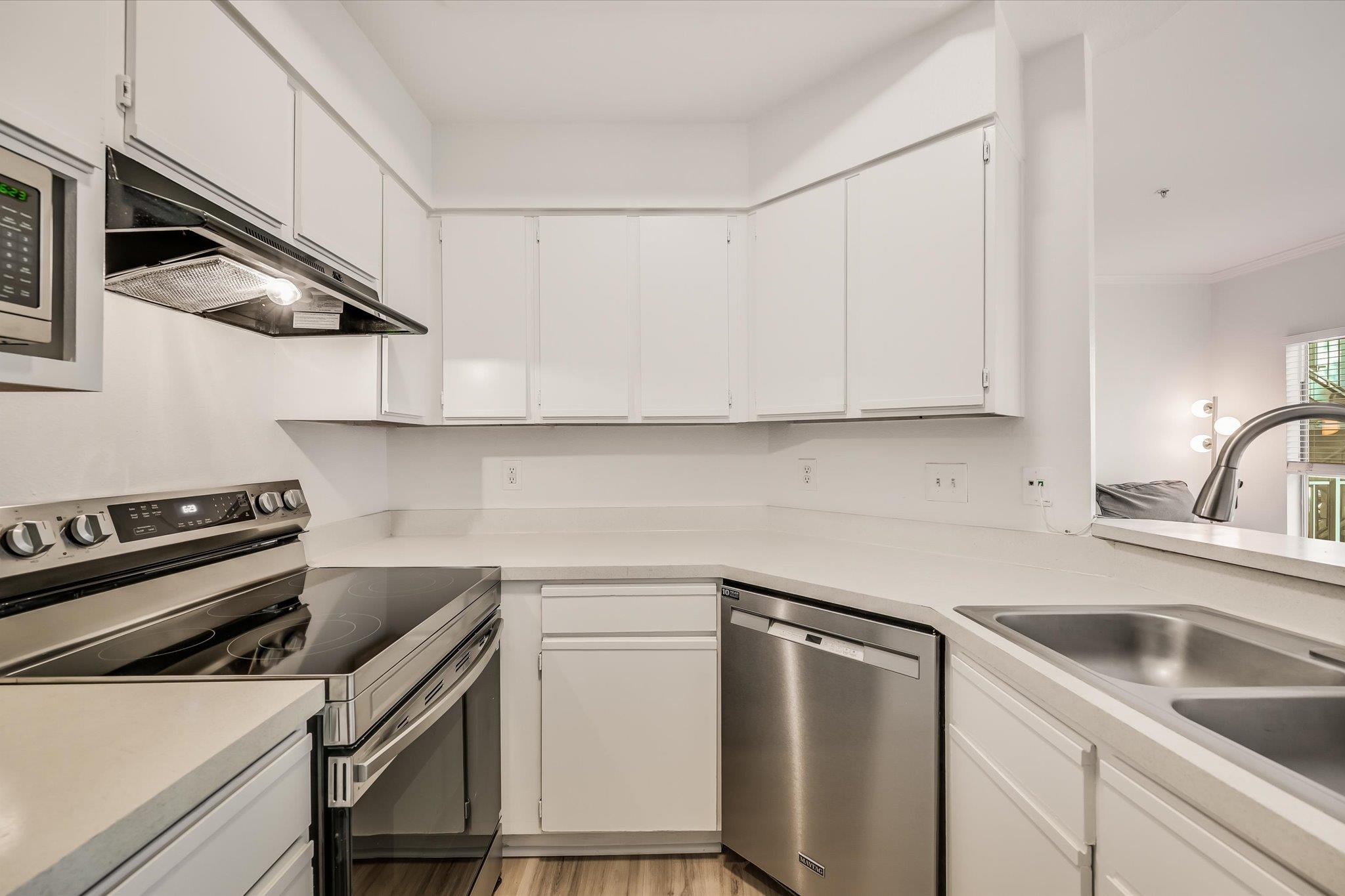 6000 Shepherd Mountain CV 1805
