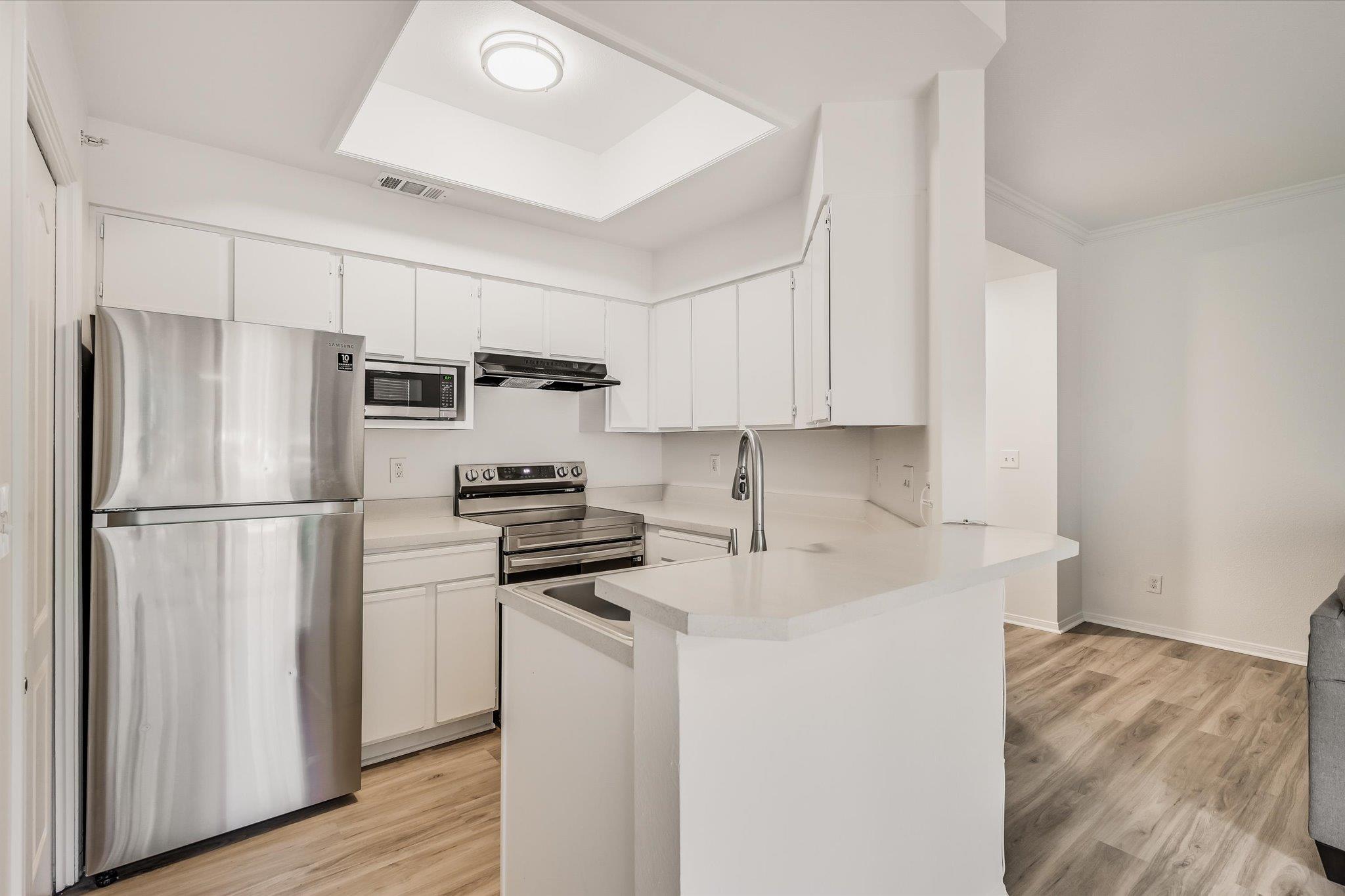 6000 Shepherd Mountain CV 1805