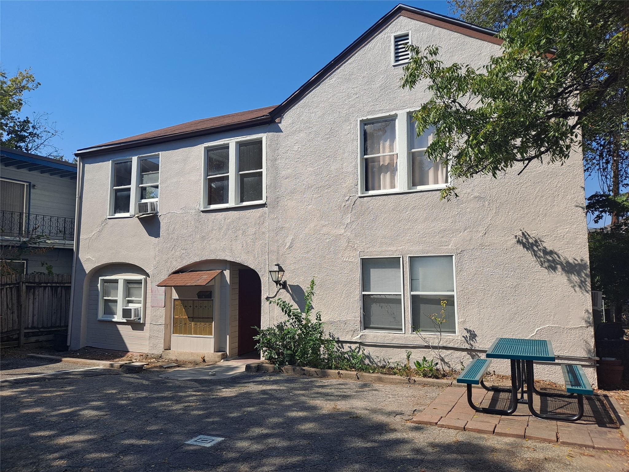 1906 San Gabriel ST 16