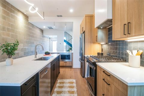 700 Denson DR 1104 Austin TX 78752