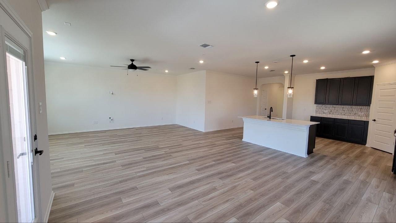 3745 Campora LN