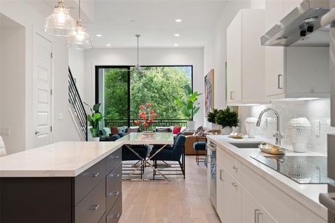 2505 Bluebonnet LN 13 Austin TX 78704
