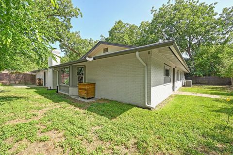 Tiny photo for 3305 Santa Monica DR, Austin, TX 78741 (MLS # 6251860)