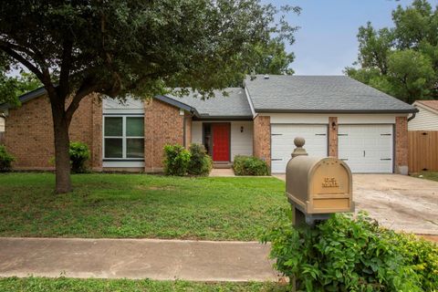 10802 Thicket TRL Austin TX 78750