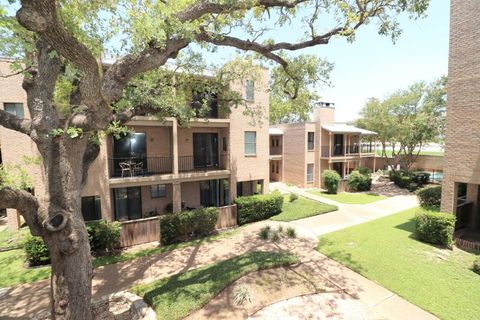 Tiny photo for 611 E 45th ST #8, Austin, TX 78751 (MLS # 5082493)