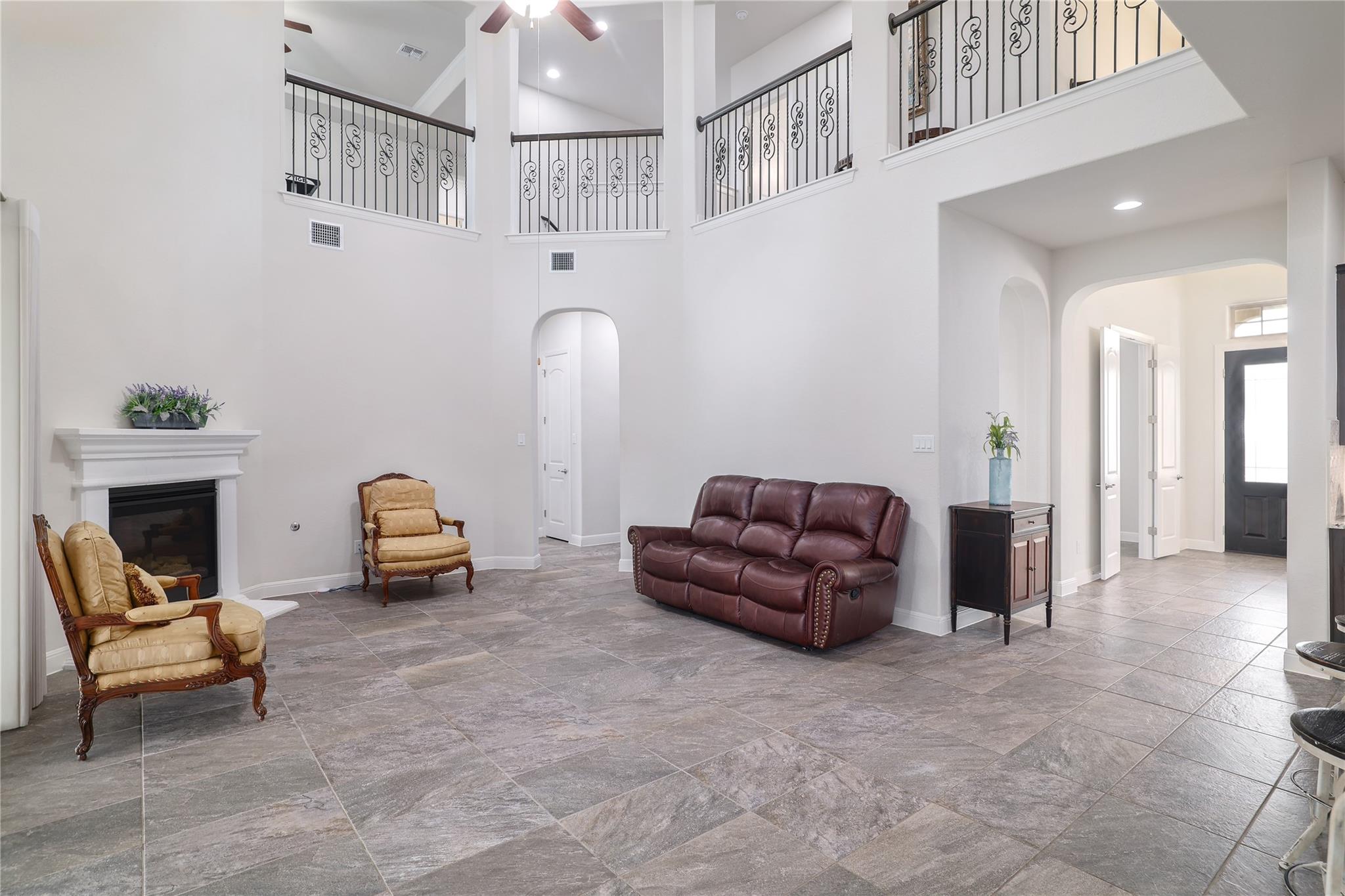 3118 MEDIA DR