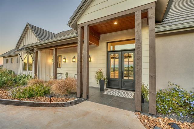 111 Rock 'N Robyn Trail