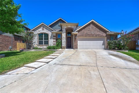 Photo of 409 Betony LOOP, Buda, TX 78610 (MLS # 9892979)