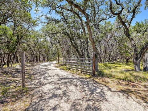 810 Sandy Point RD Wimberley TX 78676