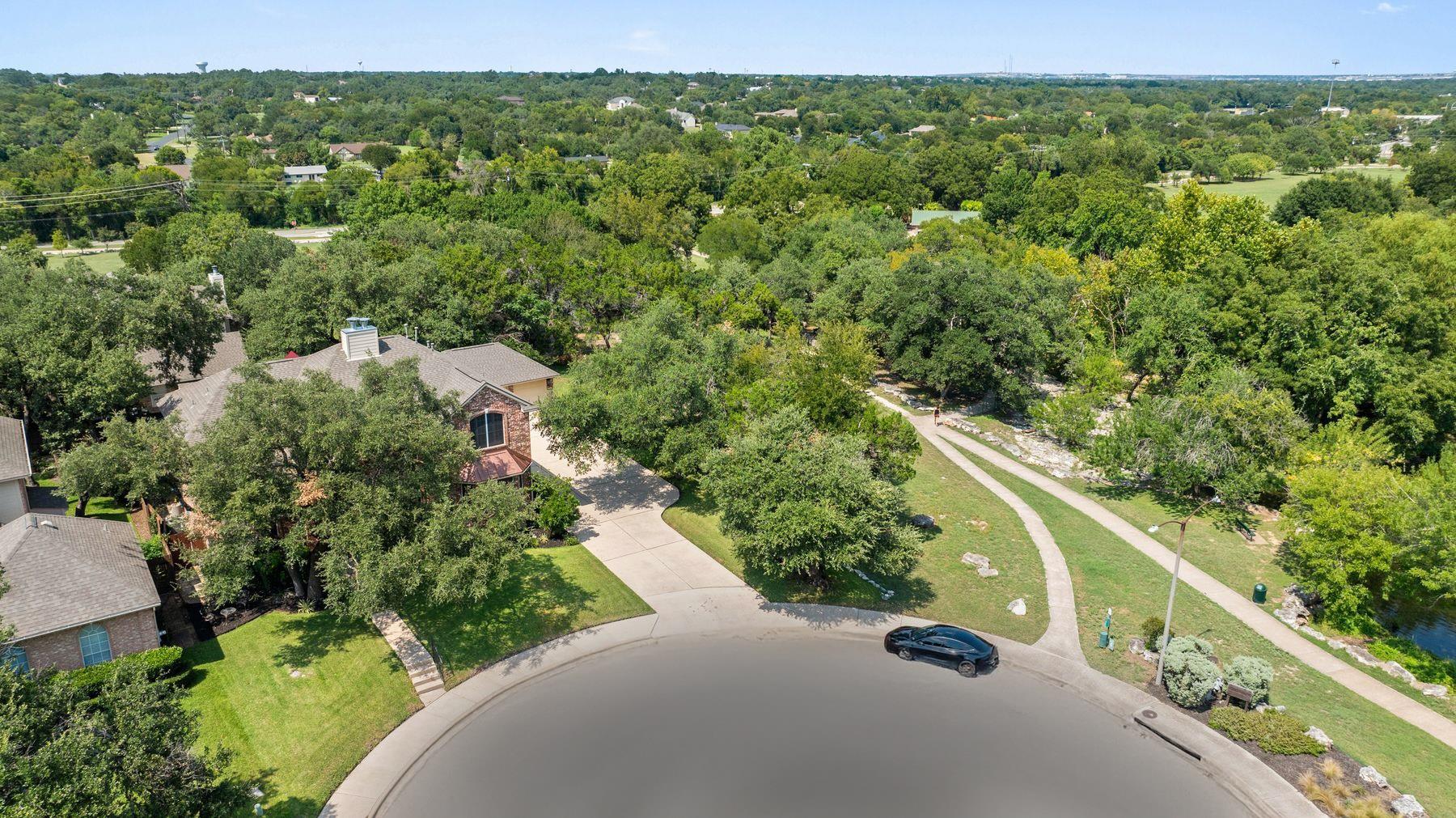 9400 Graceland TRL