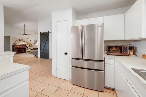 Tiny photo for 2205 Waterway BND, Austin, TX 78728 (MLS # 9128377)