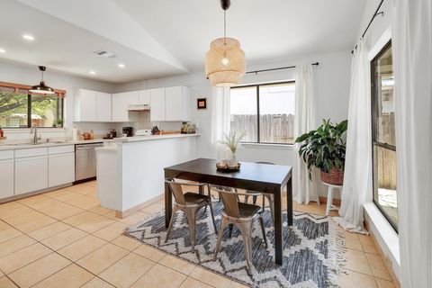 Tiny photo for 2205 Waterway BND, Austin, TX 78728 (MLS # 9128377)