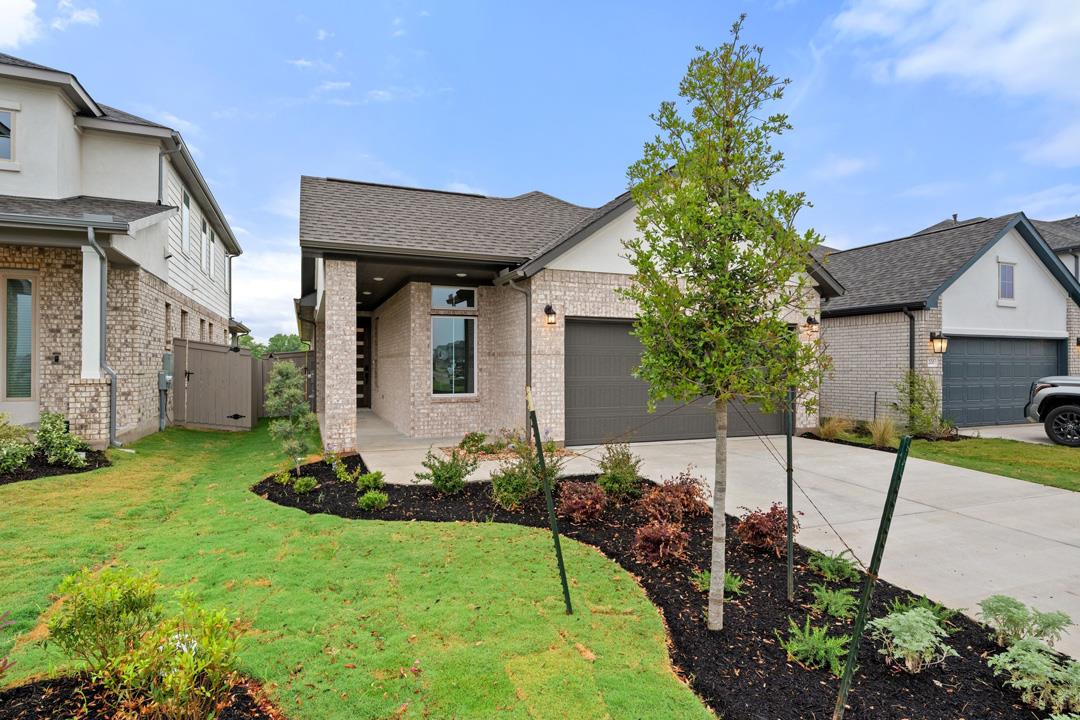 204 Bloomington Loop