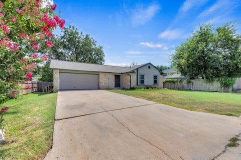 Photo of 607 Garden Path CV, Round Rock, TX 78664 (MLS # 2720598)