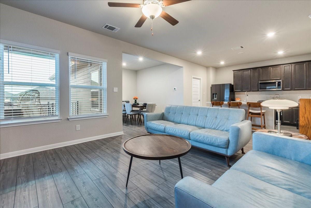 122 Fairmeadow Downs DR