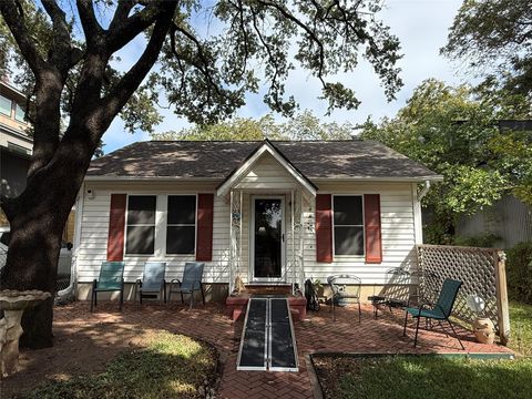 Tiny photo for 2612 Canterbury ST, Austin, TX 78702 (MLS # 6988215)