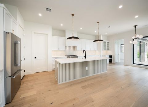 Tiny photo for 814 Stark ST, Austin, TX 78756 (MLS # 7618379)
