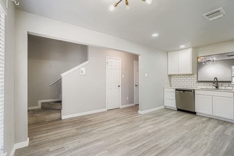 Tiny photo for 1827 River Crossing CIR #C, Austin, TX 78741 (MLS # 3498917)