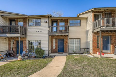 Photo of 1827 River Crossing CIR #C, Austin, TX 78741 (MLS # 3498917)