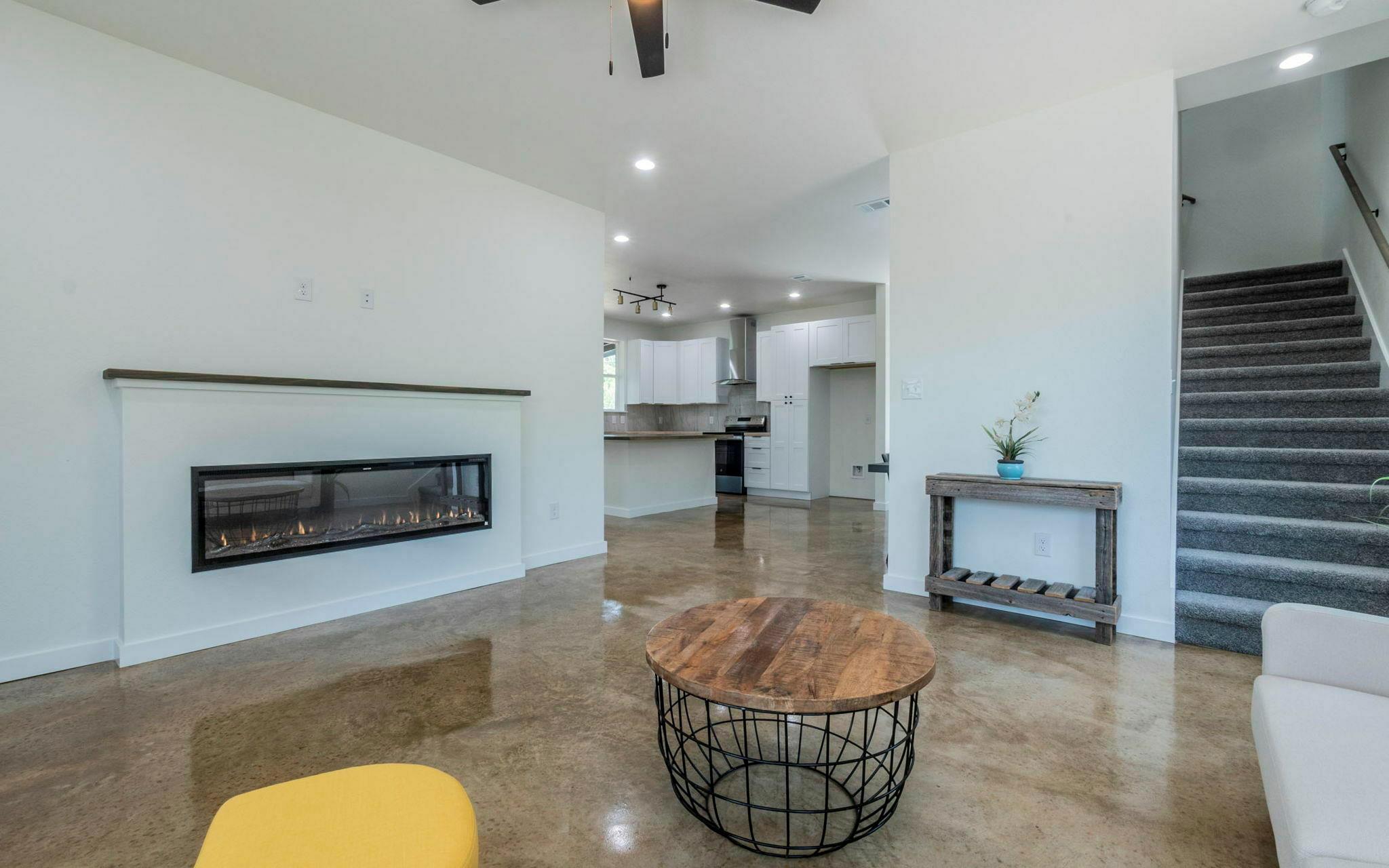 175 Kahalulu DR