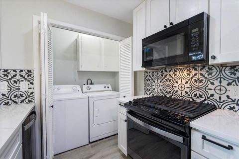 Tiny photo for 3400 Laguna DR, Austin, TX 78741 (MLS # 7516706)
