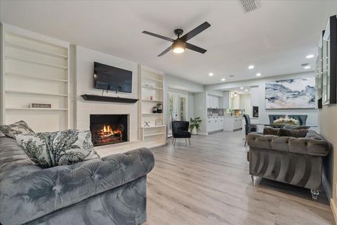 Photo of 3400 Laguna DR, Austin, TX 78741 (MLS # 7516706)