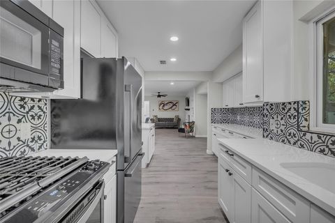 Tiny photo for 3400 Laguna DR, Austin, TX 78741 (MLS # 7516706)