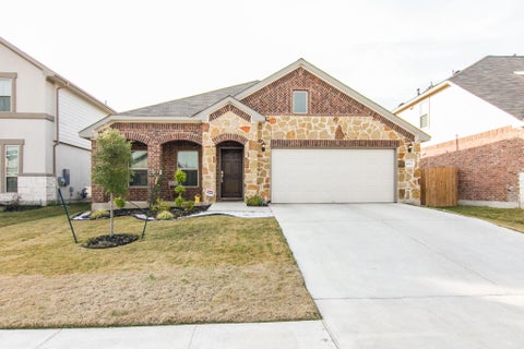 Photo of 16924 Lathrop Ave, Pflugerville, TX 78660 (MLS # 9947947)
