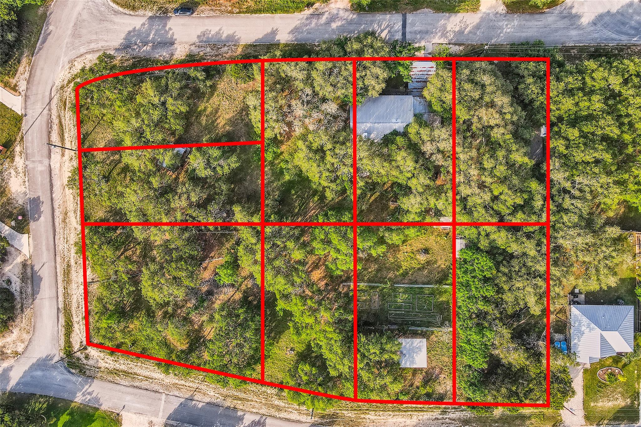 773 Lookout DR