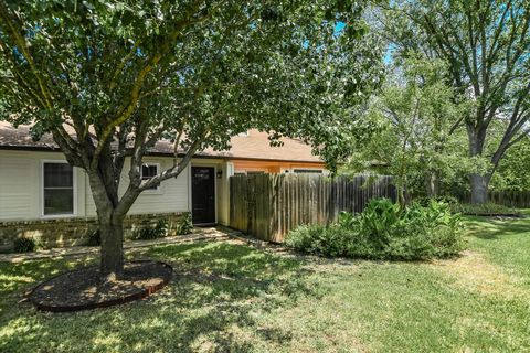 Tiny photo for 11721 Norwegian Wood DR, Austin, TX 78758 (MLS # 1485800)