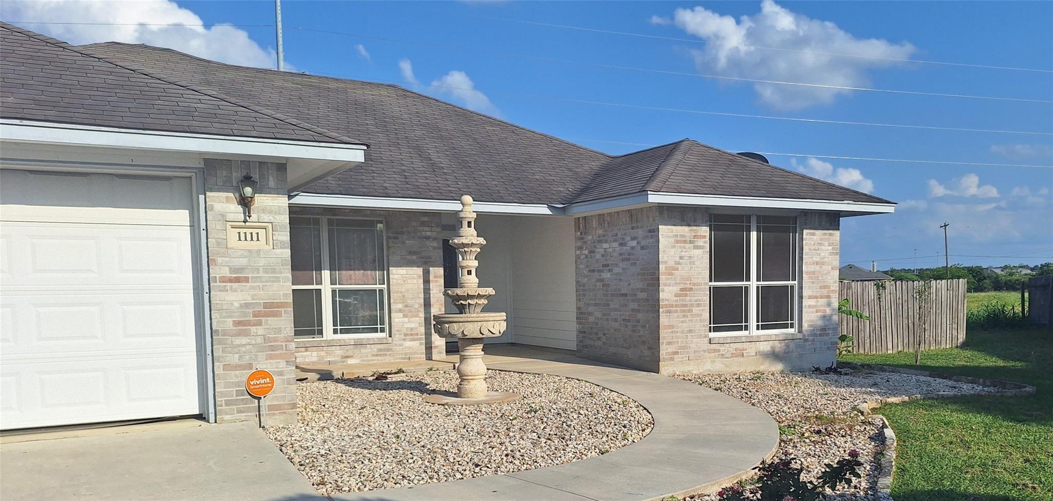 1111 Blazewood DR