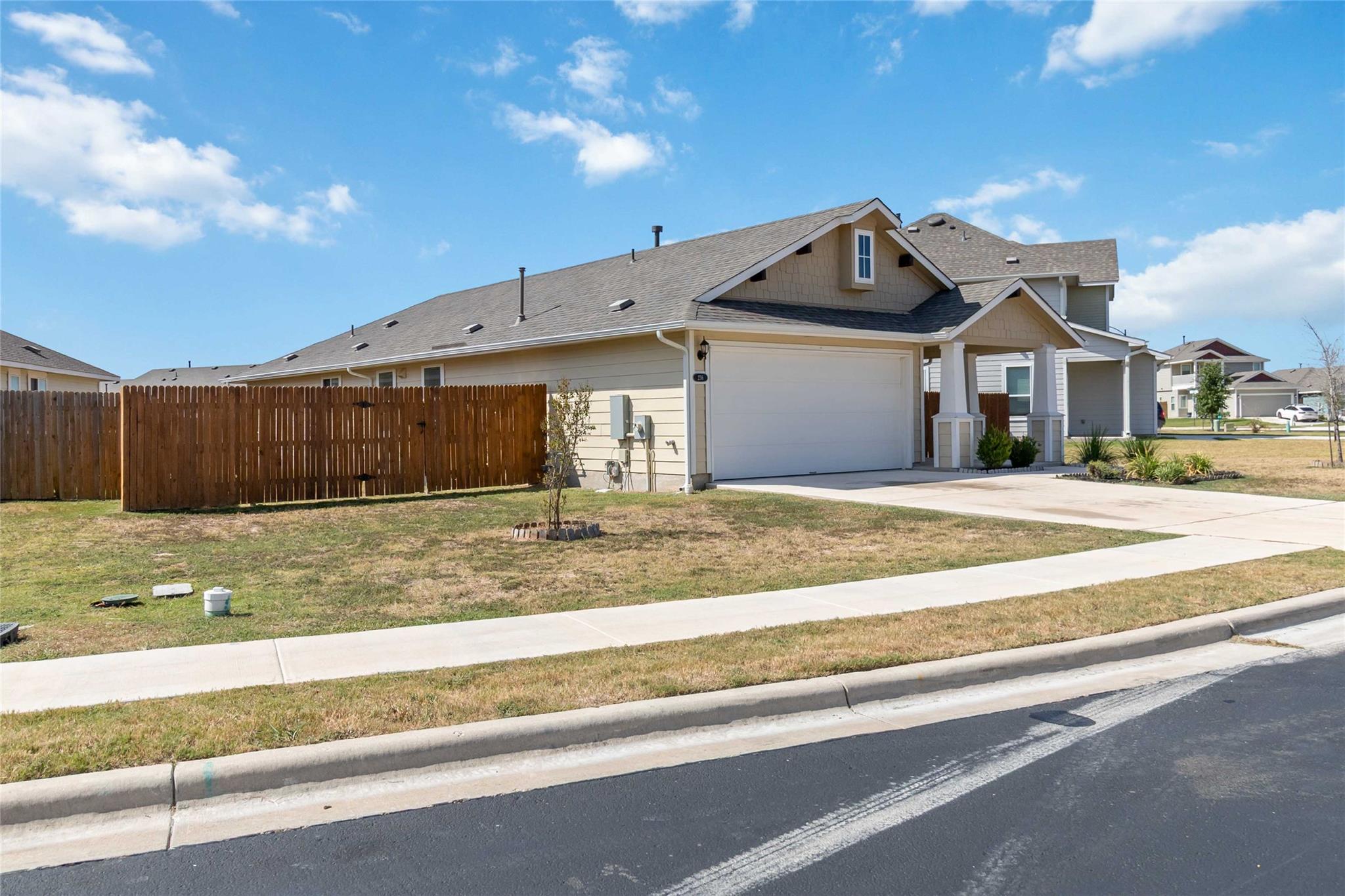 236 Trailside LN