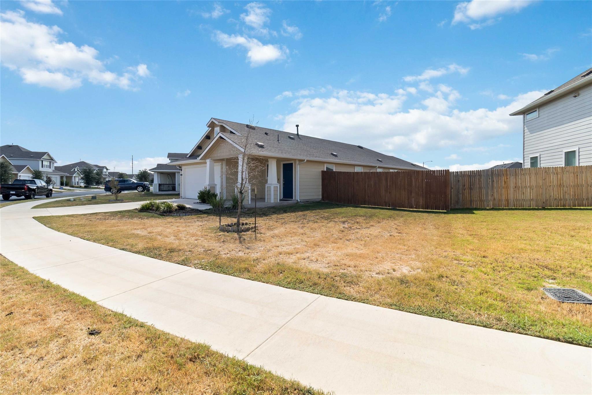 236 Trailside LN