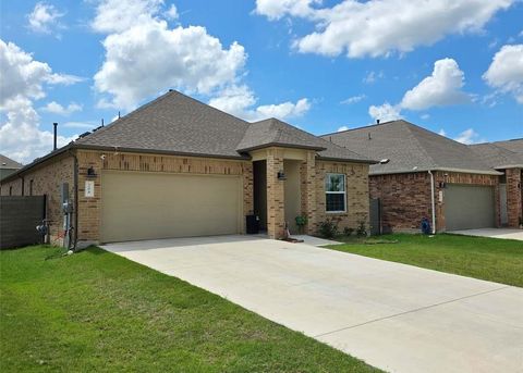 Photo of 208 Wolf Springs RD, Georgetown, TX 78628 (MLS # 4166100)