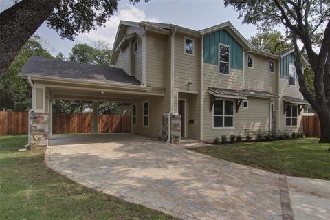 Photo of 923 E 37th ST, Austin, TX 78705 (MLS # 5133410)