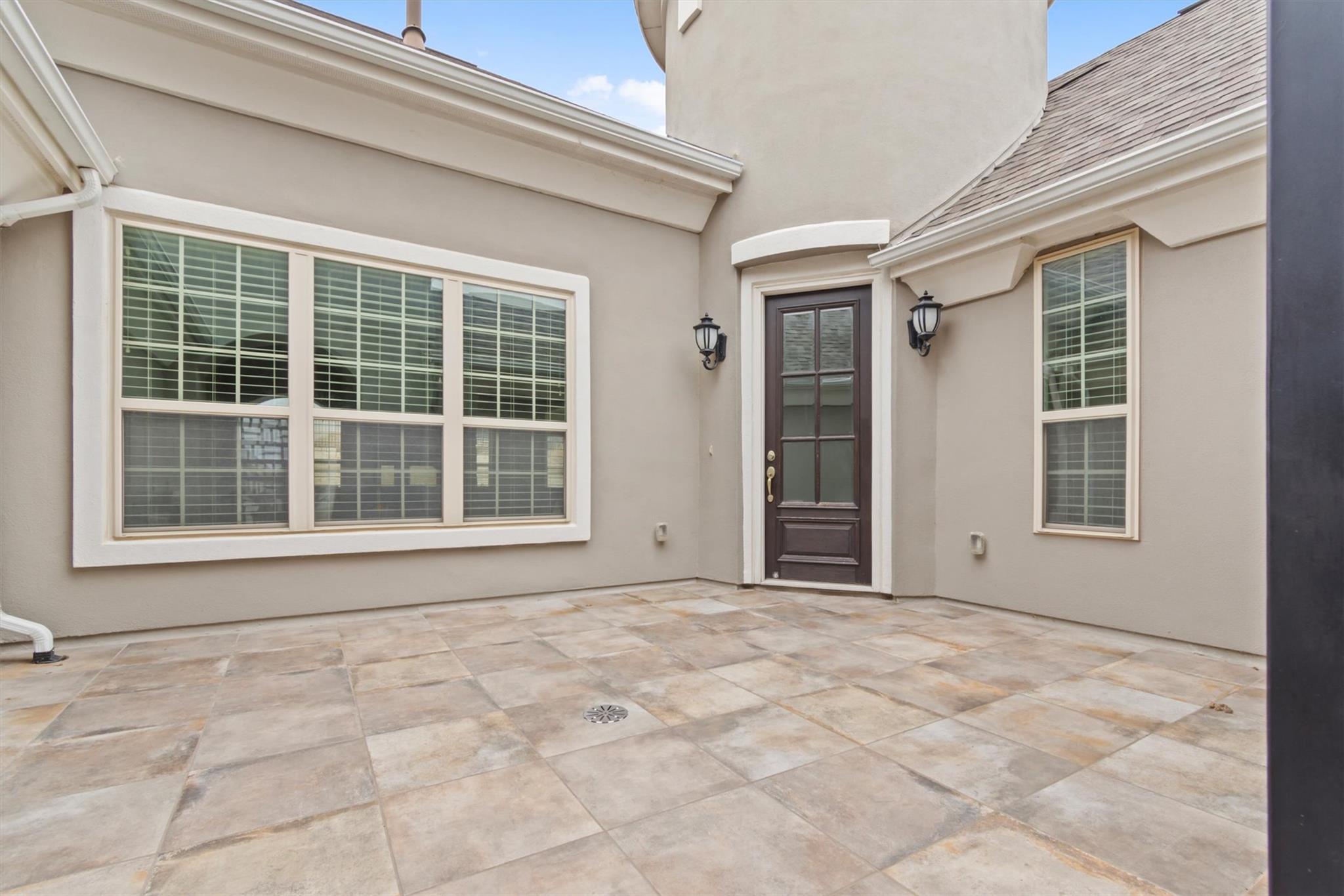 4705 Napoli Shore DR