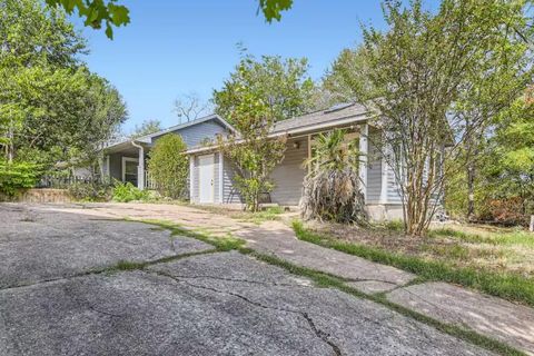 Tiny photo for 1202 Loma DR, Austin, TX 78741 (MLS # 9852352)