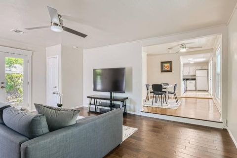 Tiny photo for 1202 Loma DR, Austin, TX 78741 (MLS # 9852352)