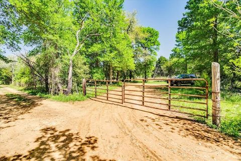 497 Mount Pleasant RD A Cedar Creek TX 78612