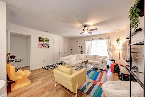2207 LEON ST APT 109, AUSTIN, TX 78705 - Image dffe7ab6417e1fe776a7f9ee7c926f8d/1032259407