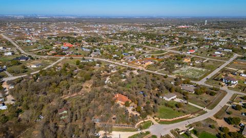 185 Monterrey Hills DR Del Valle TX 78617