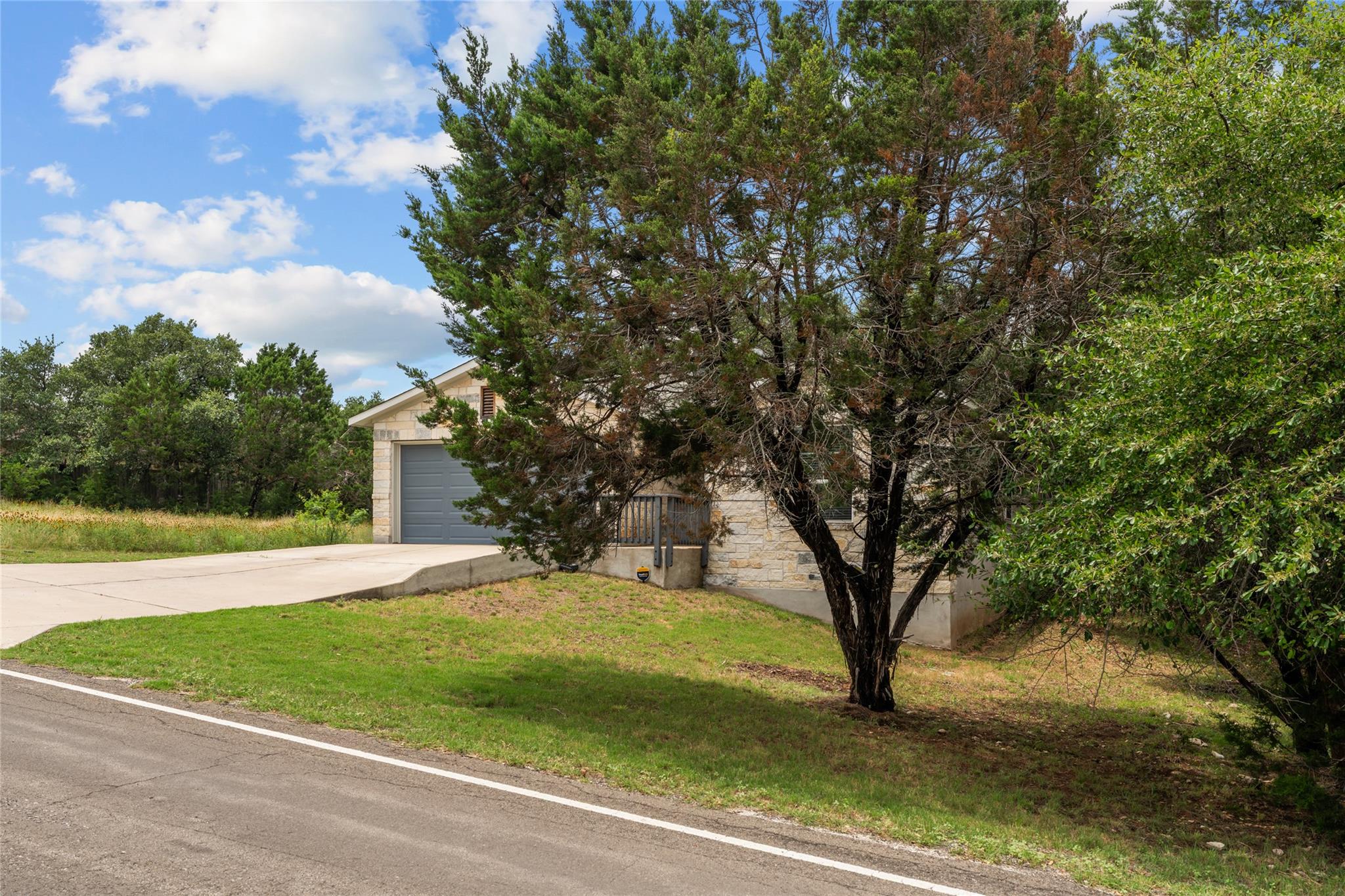 2612 American DR