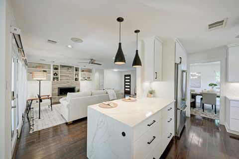 Tiny photo for 2508 Spring Creek DR, Austin, TX 78704 (MLS # 5985803)