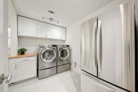 Tiny photo for 2508 Spring Creek DR, Austin, TX 78704 (MLS # 5985803)