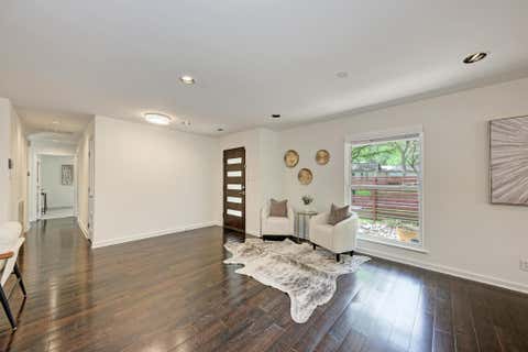 Tiny photo for 2508 Spring Creek DR, Austin, TX 78704 (MLS # 5985803)