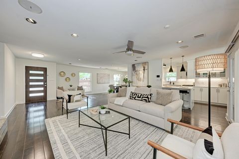 Tiny photo for 2508 Spring Creek DR, Austin, TX 78704 (MLS # 5985803)